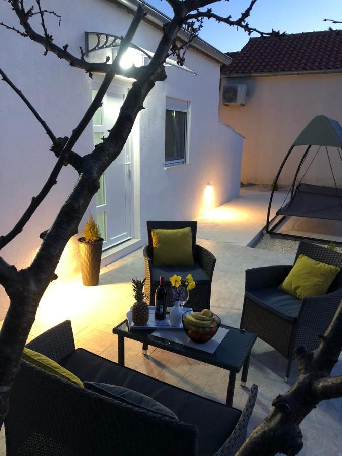 Apartman Ana Crno Exterior foto