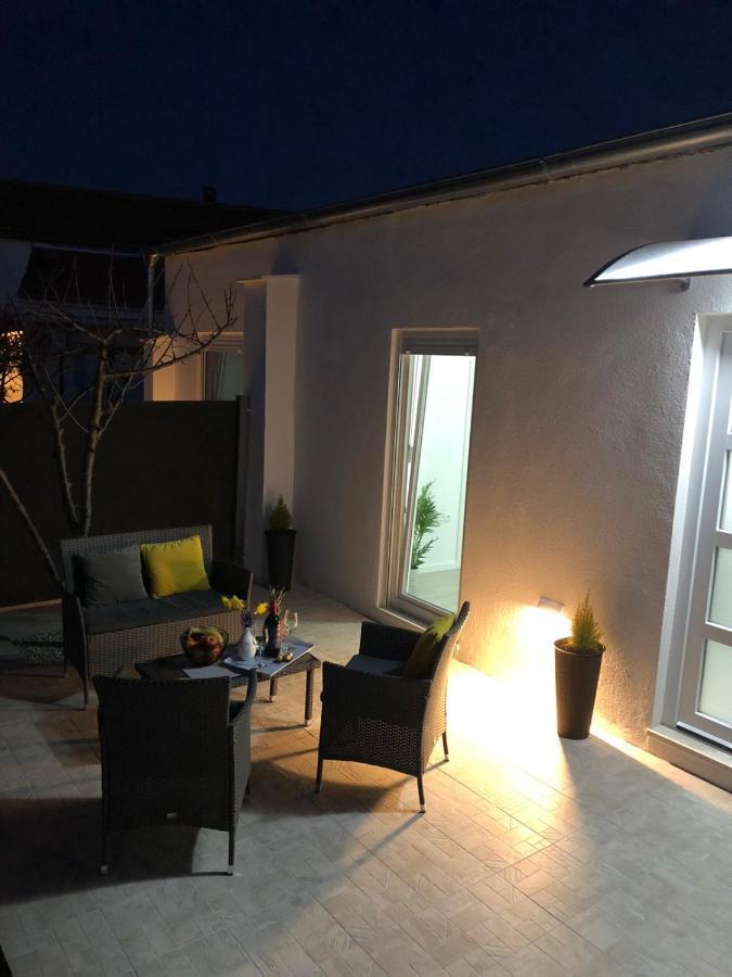 Apartman Ana Crno Exterior foto