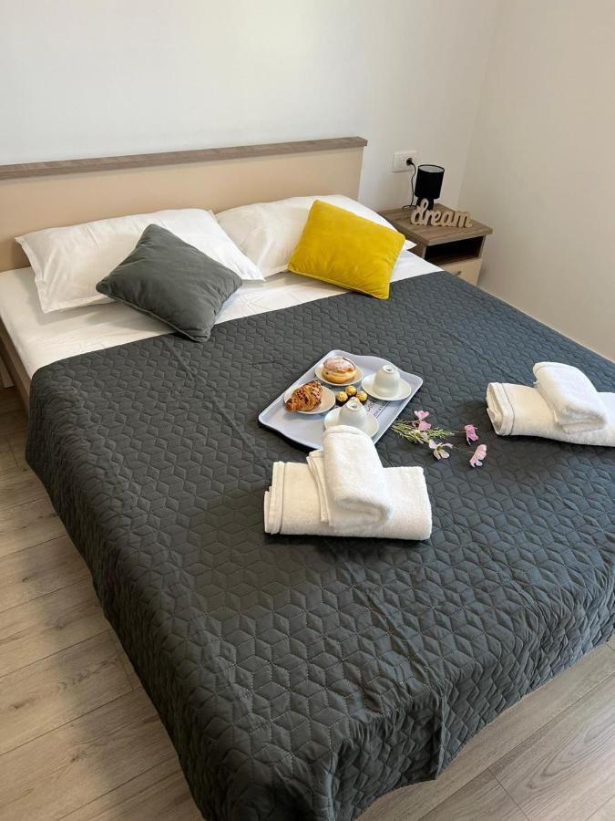 Apartman Ana Crno Exterior foto